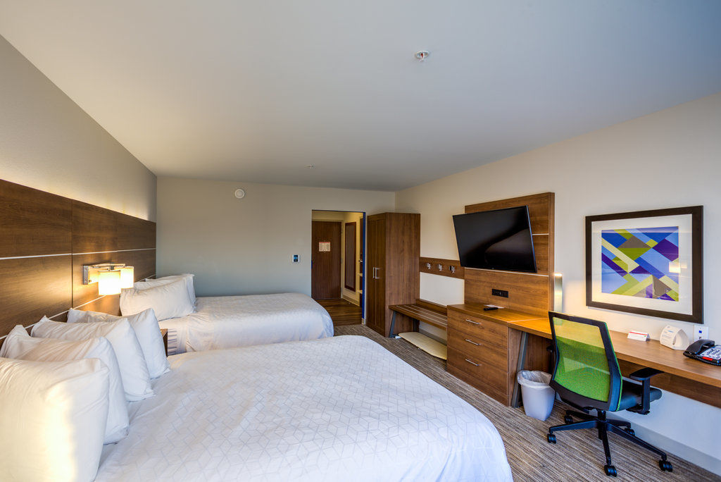 Holiday Inn Express & Suite Milroy - Reedsville Zewnętrze zdjęcie